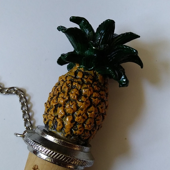 Pineapple Stopper - Picture 2 of 2